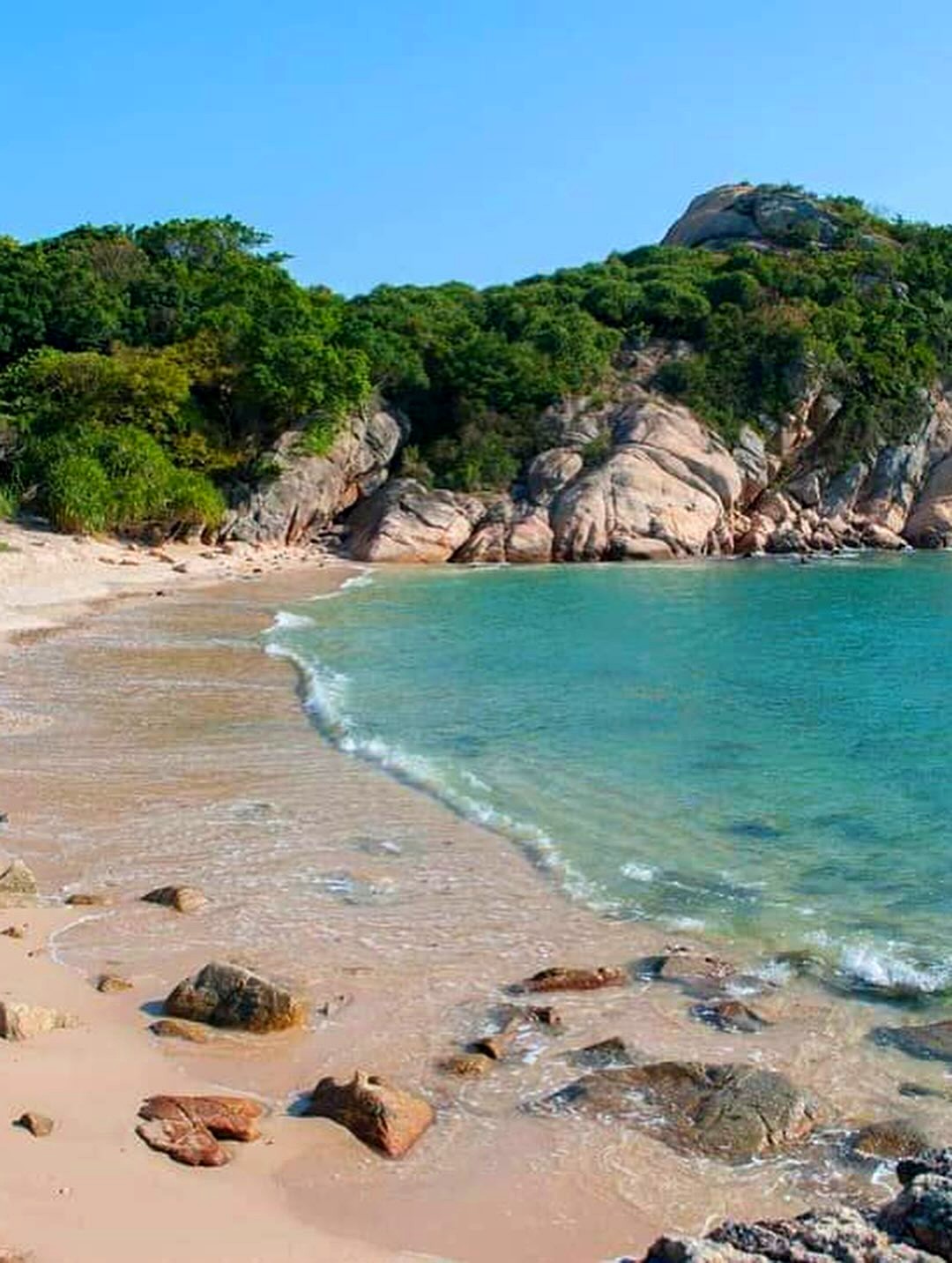 Cheung Chau Italian Beach (photo to be added)