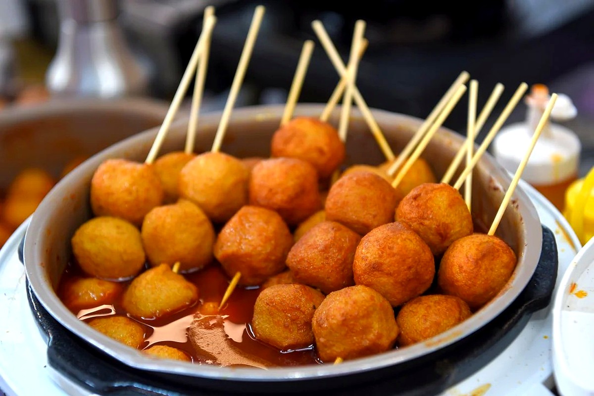 Curry fish balls on skewers (photo to be added)